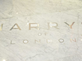 HARRY’S OF LONDON 360 MALL2